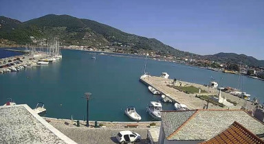 Imagen de vista previa de la cámara web Skopelos - port